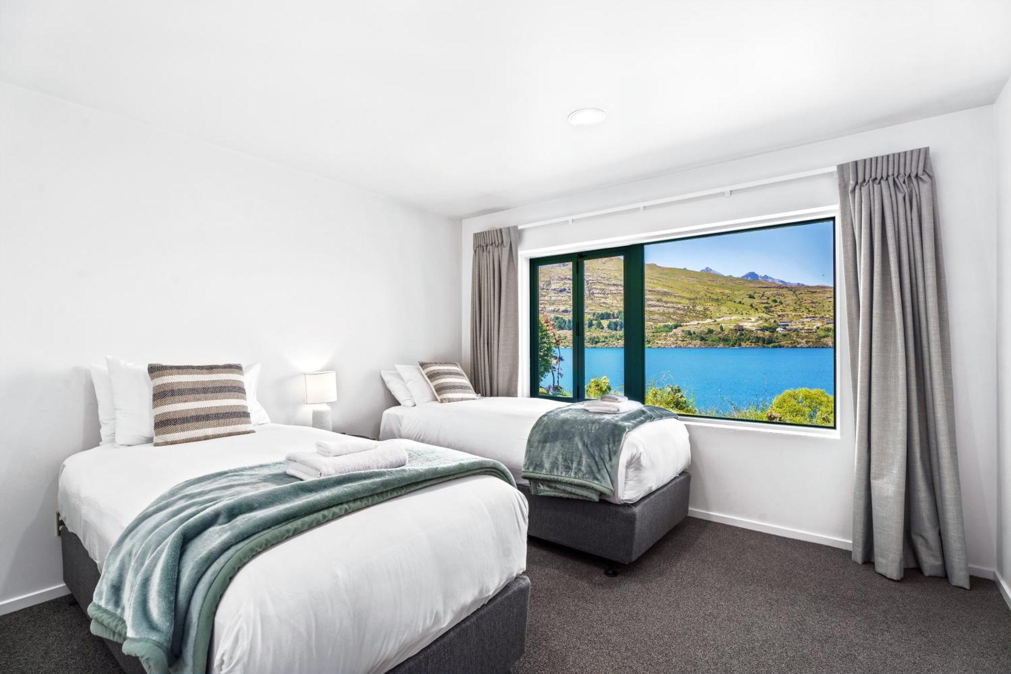 Lakefront Living At Remarkables Retreat - Eight Queenstown Buitenkant foto