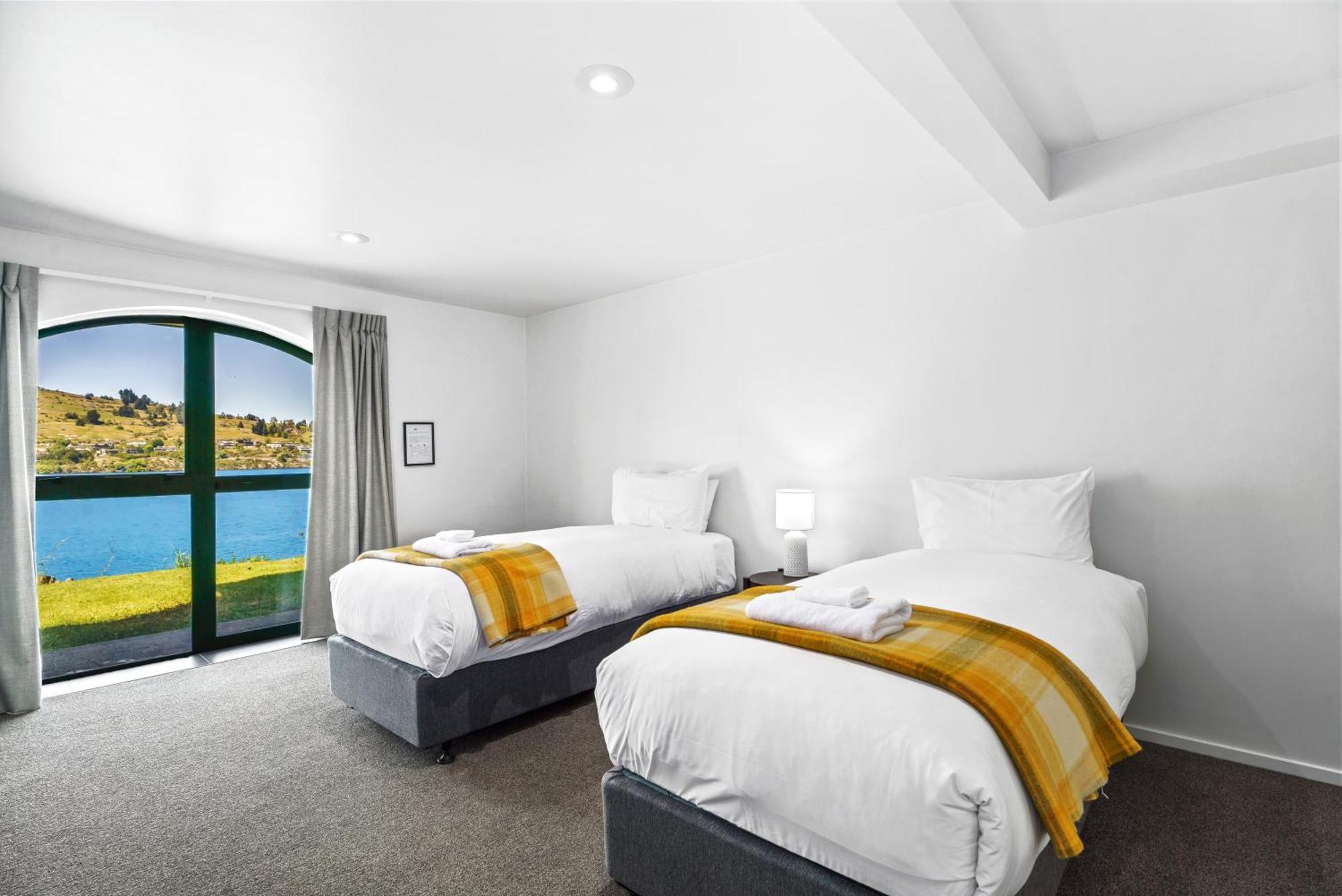 Lakefront Living At Remarkables Retreat - Eight Queenstown Buitenkant foto