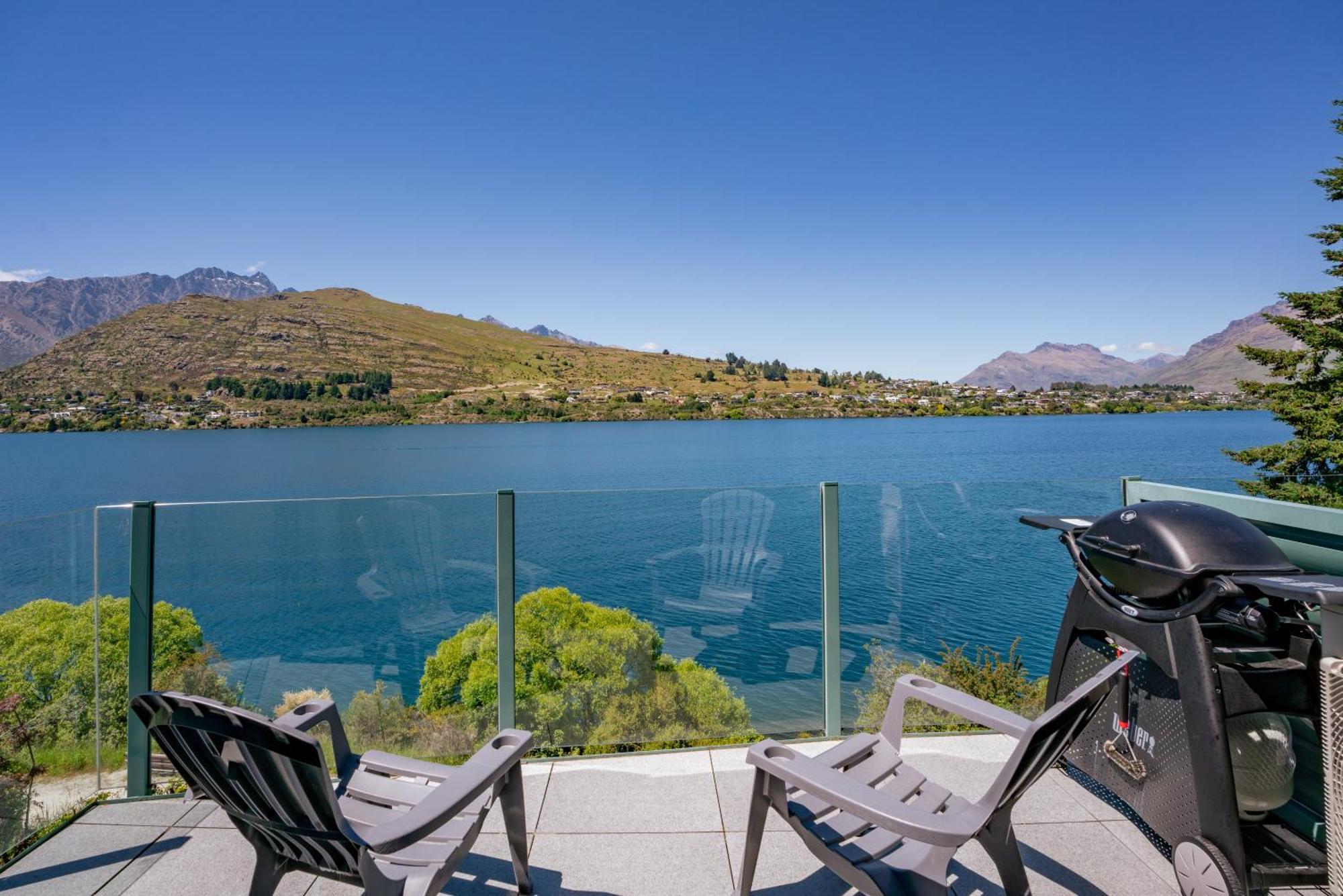 Lakefront Living At Remarkables Retreat - Eight Queenstown Buitenkant foto
